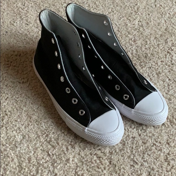 Converse High Tops - Picture 9 of 9